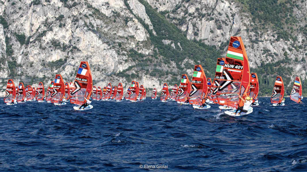 iQFOiL: Record fleet at the iQFOiL Youth & Junior Games in Torbole