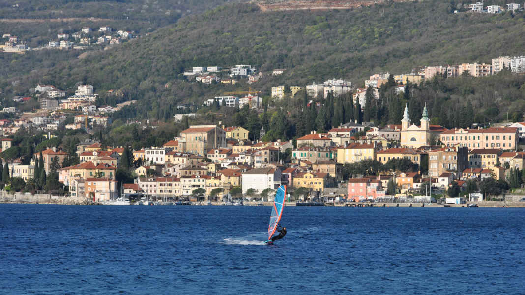 Roadtrip: Cavazzo, Kroatien, Croce - Woife Strasser auf Windsurf-Tour