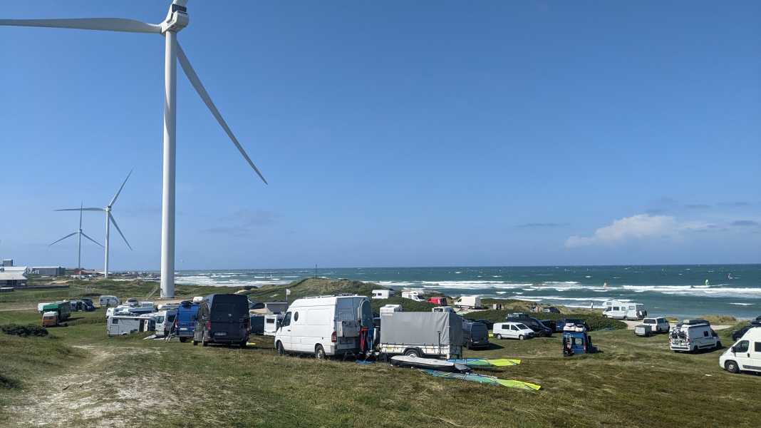 Cold Hawaii: Hanstholm Surf Club also accepts German surfers - Representation of interests to harbour operators