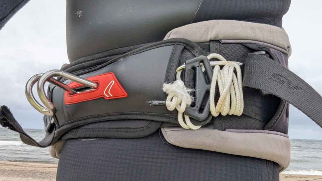Lifehack: Helpers in an emergency - spare ropes on the harness