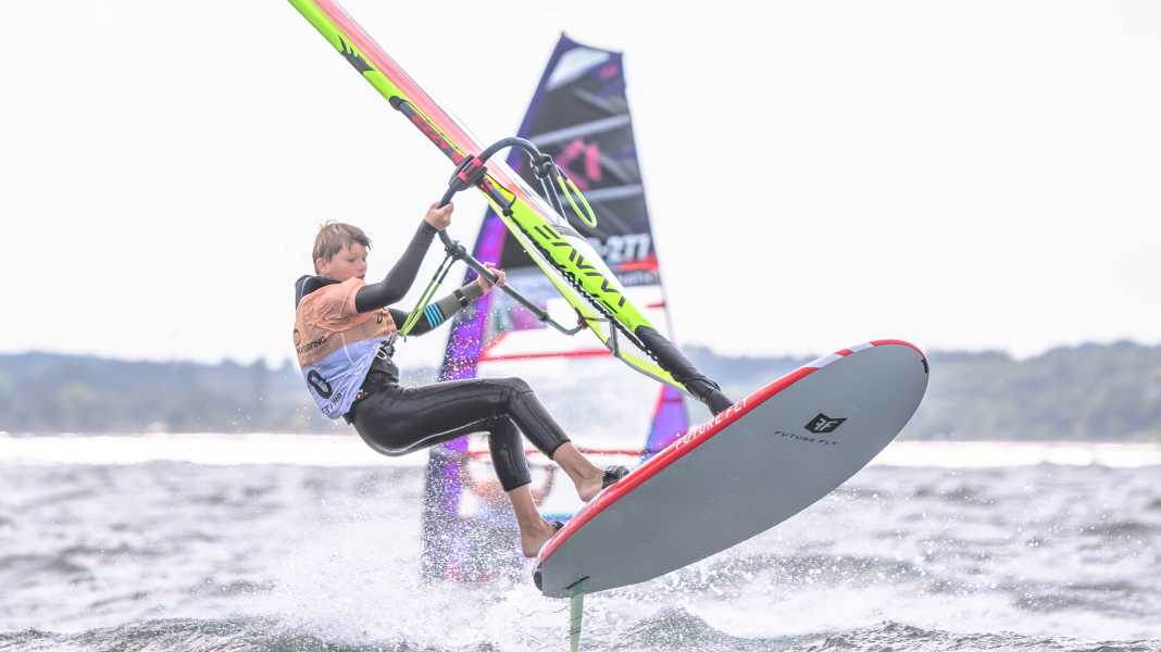 Sponsorship deal, sails, camp: special prizes for the next generation at the Racer of the Sea