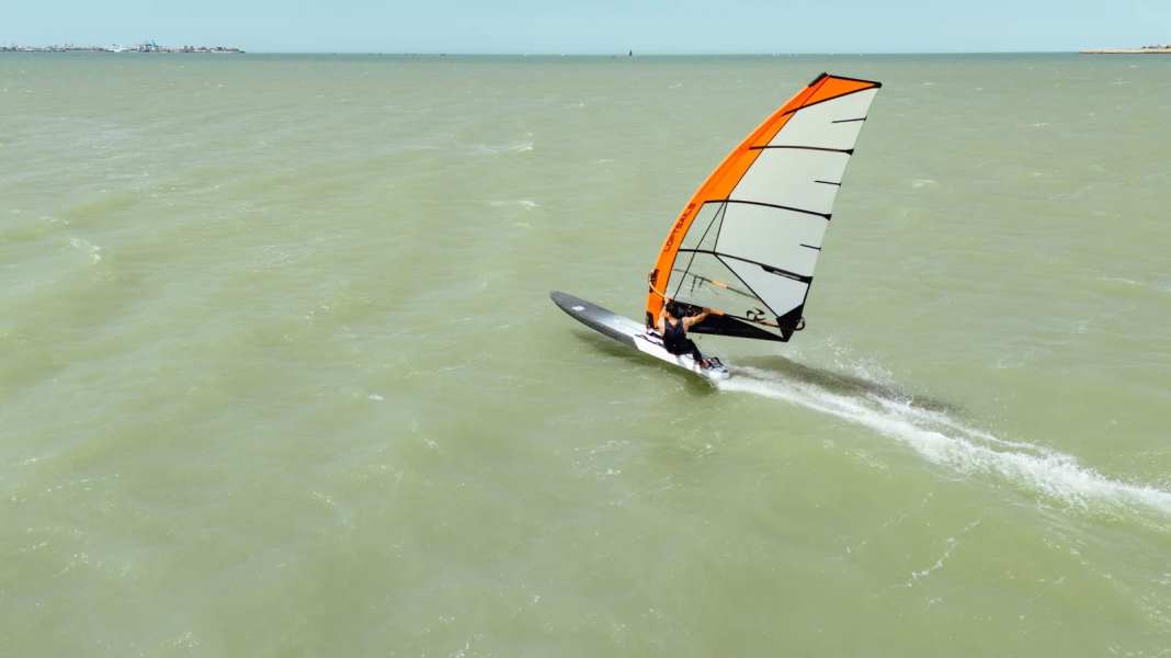 Raceboard: Exocet präsentiert den RS V7 Carbon 380