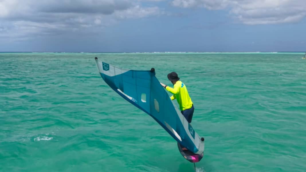 Tutorial: The Race Jibe in Wing Foiling – Technique, Tips & Common Mistakes