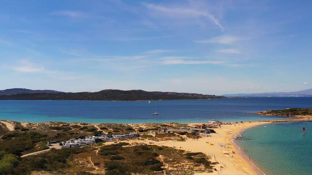 Porto Pollo: With Surftools Starnberg to Sardinia