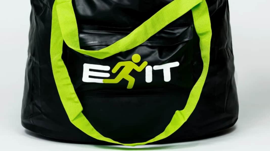 Accessoires: Exit BUX - wasserdichter Umzieheimer für Surfer