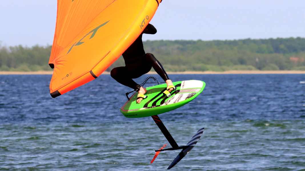 Das I-99 Winger Ride Wingfoilboard im Test