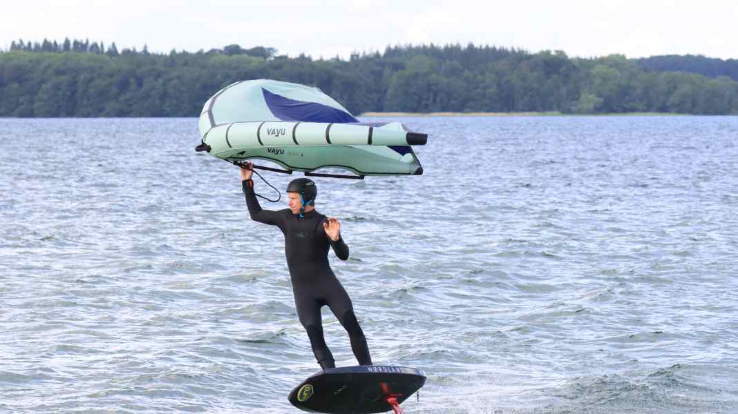 Vayu Aura in test - the wing with handles and boom system
