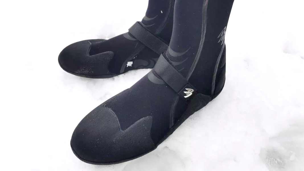 Ascan Superdry: Affordable premium surf shoe for cold days
