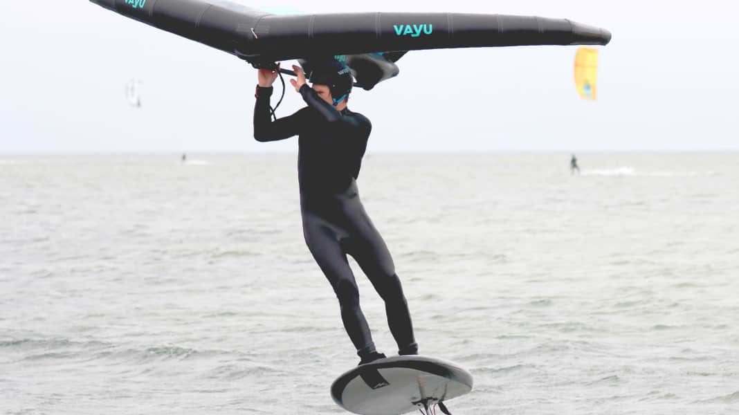 How to make the turn in wingsurfing