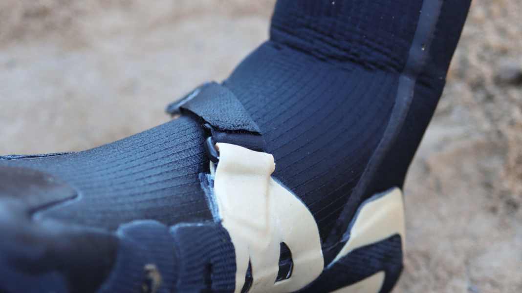 Test of the XCEL Drylock winter surf shoe