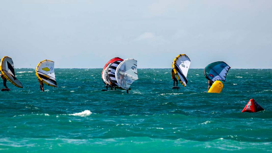 Wingfoil World Cup: Escofet and Suardiaz lead in the FreeFly slalom