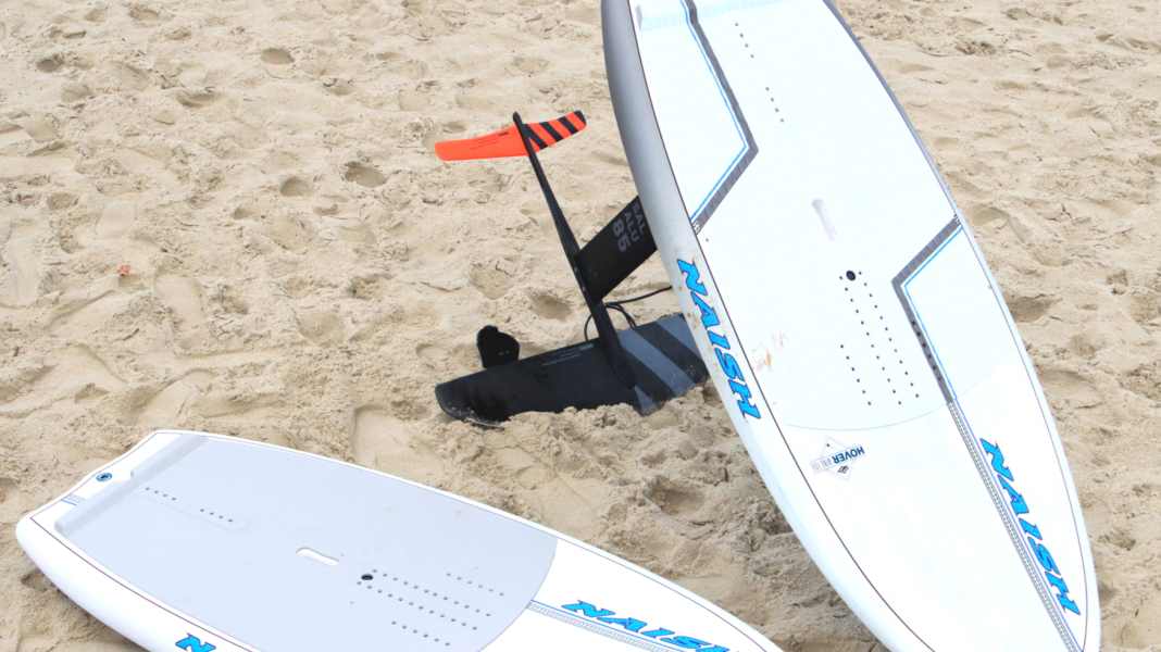 Schwer oder leicht – welche Board-Bauweise macht beim Wingfoilen Sinn?