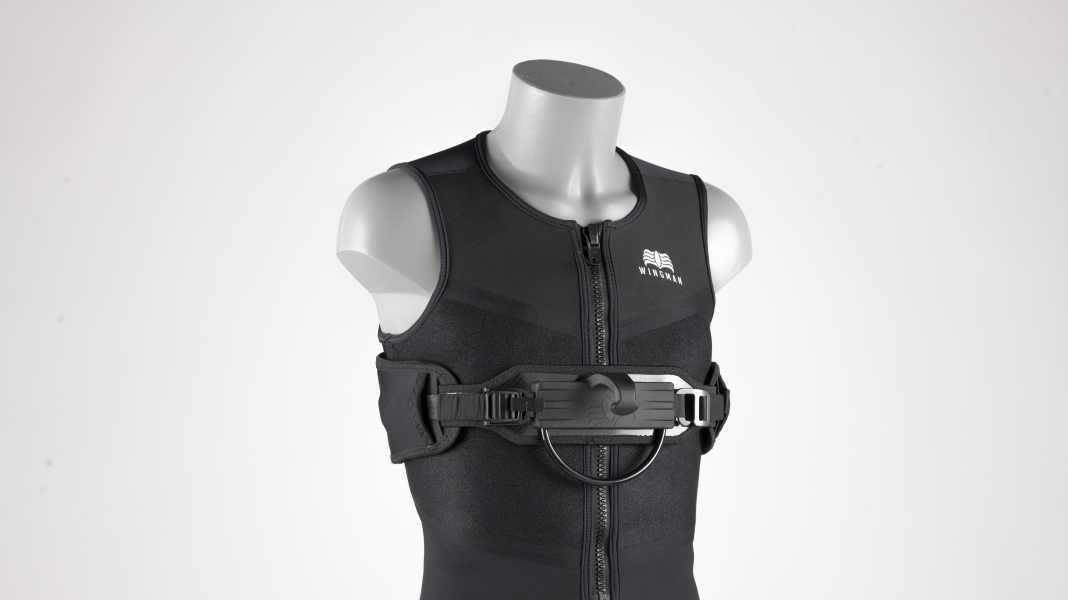 Wingman: harnesses and impact waistcoats, made in Italy