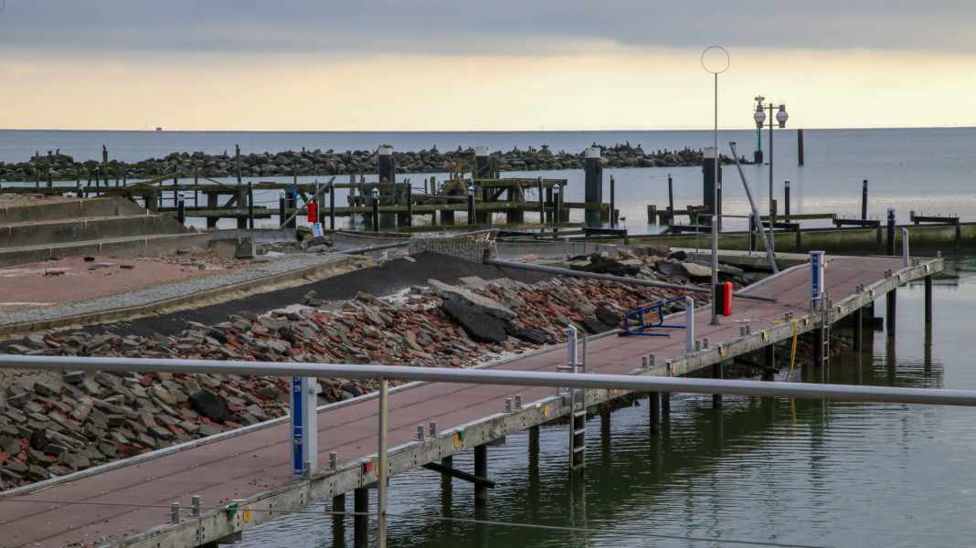 Ostsee-Sturmflut: Millionenförderung für den Wiederaufbau des Yachthafens Damp