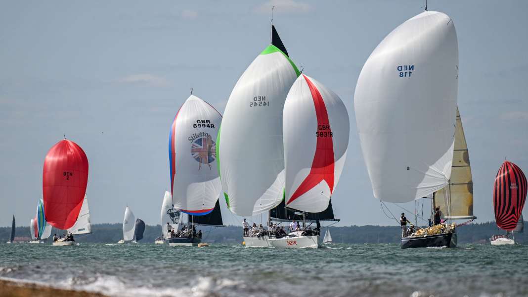 Cowes Week App: Traditionsevent trifft modernste Regattatechnik