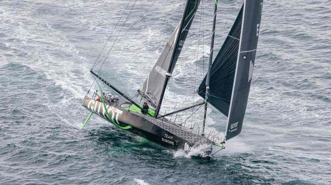 The Ocean Race: rottura dell'albero di Guyot Environnement - Team Europe!