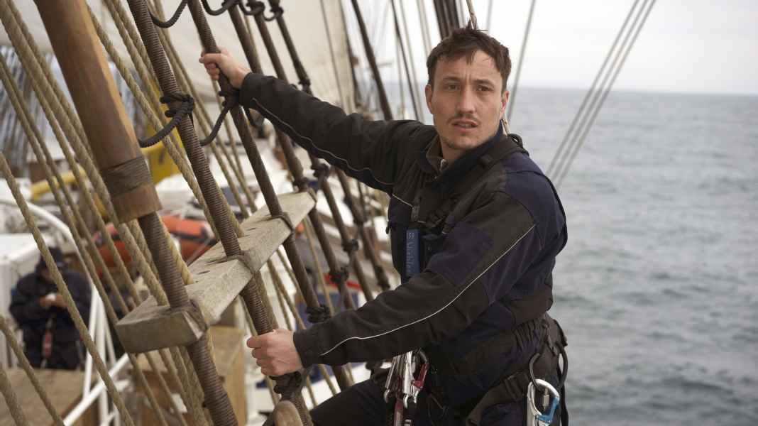 Documentario "Gorch Fock": Giornalista ARD all'altezza degli occhi dei cadetti di marina