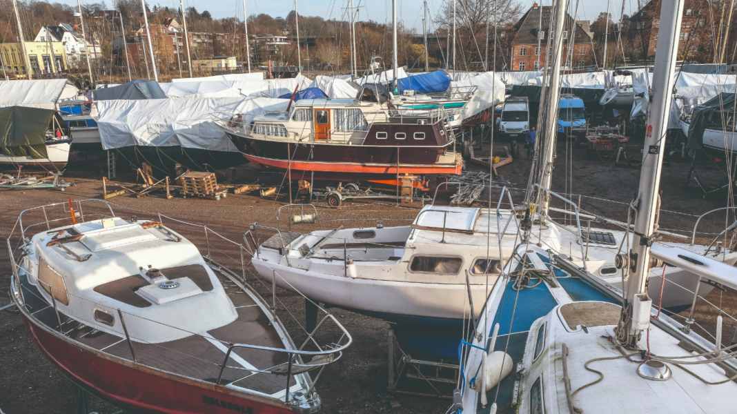 Achat d'un bateau d'occasion : neuf, d'occasion ou charter - voici ce qu'il faut prendre en compte