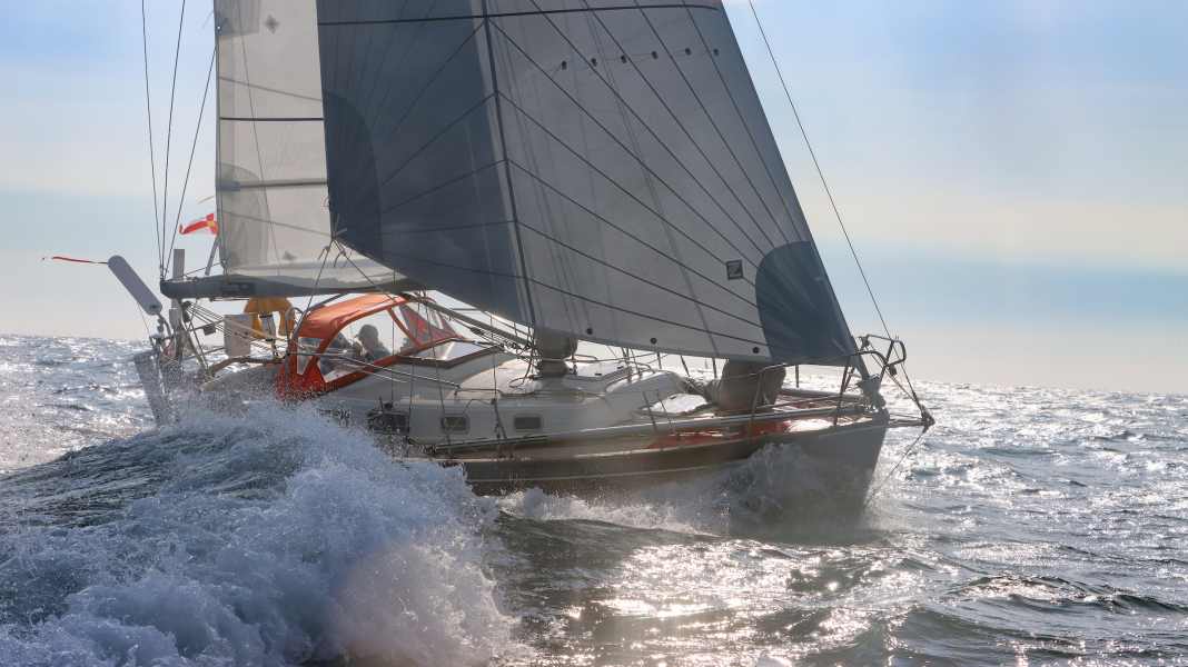 Golden Globe Race: Three new videos from the high seas