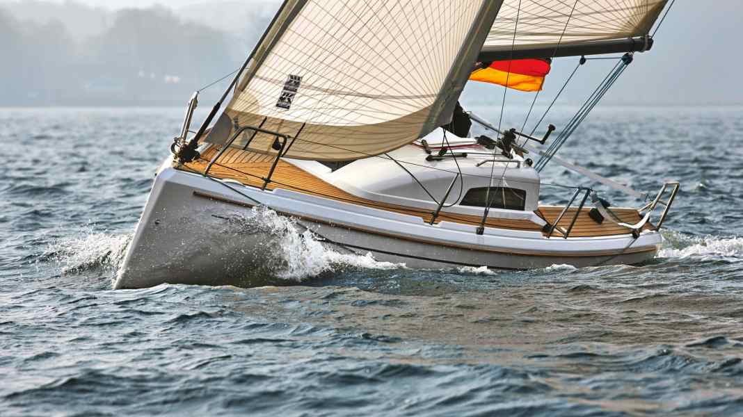 Les yachts : Petit croiseur SQ 25 : maintenant avec une grande galerie de photos