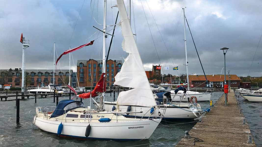 Alerte ouragan : comment préparer votre bateau à la tempête