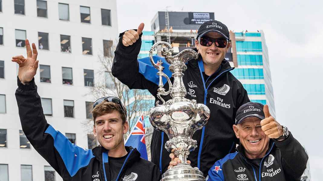 37e America's Cup : Peter Burling et Blair Tuke restent fidèles : Mission défense de la Coupe : L'équipe de rêve néo-zélandaise est en place