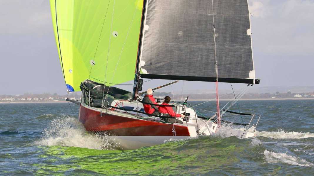 Nouveaux bateaux : Le nouveau J/99 : premières photos avant les débuts à Düsseldorf