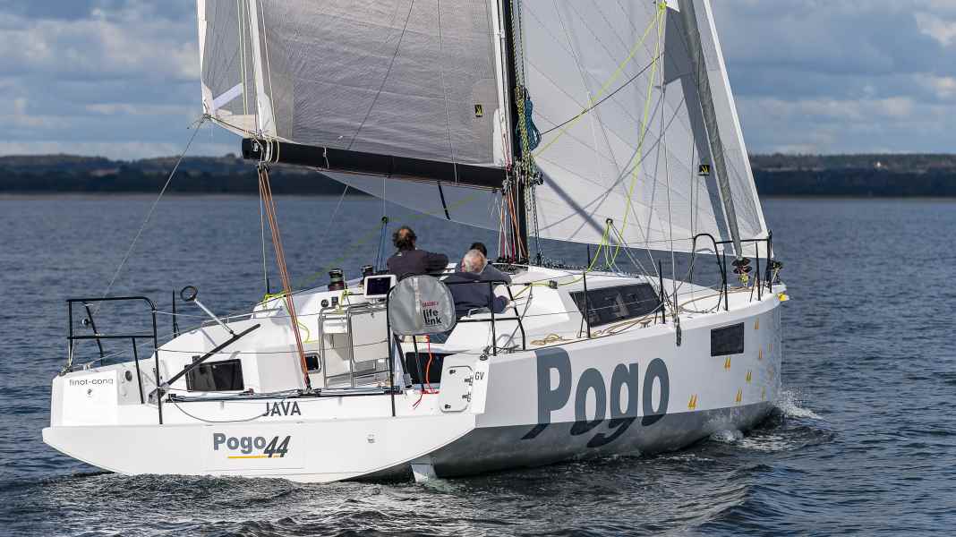 Nouveaux bateaux : Voile déployée : les premières photos du nouveau Pogo 44