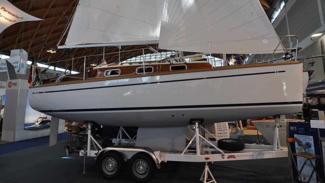 Interboot : Première V : nouveau Biga 242