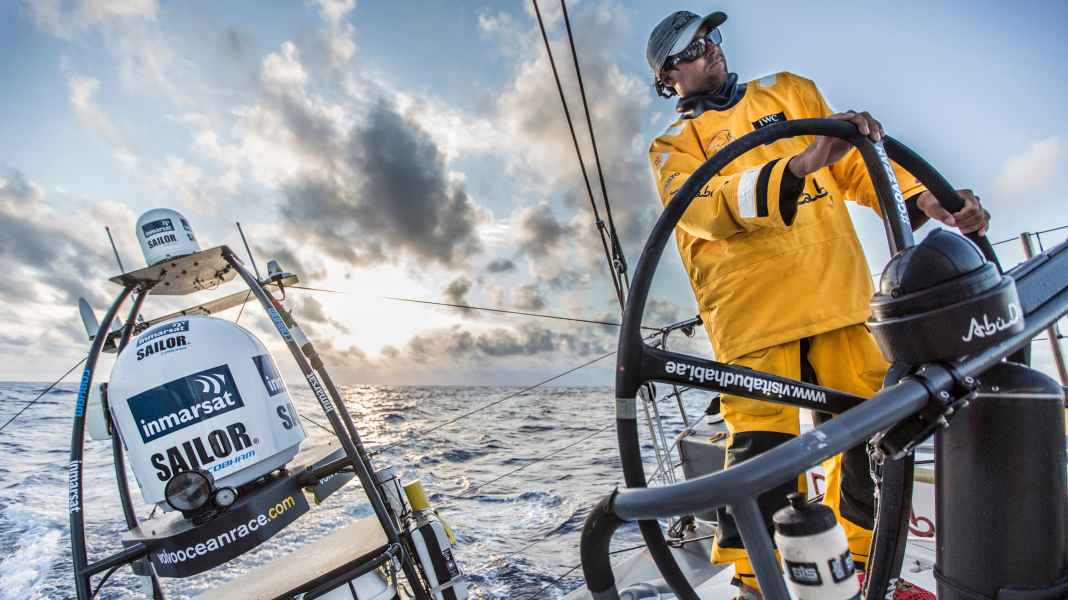 Volvo Ocean Race: "È come masticare una gomma".