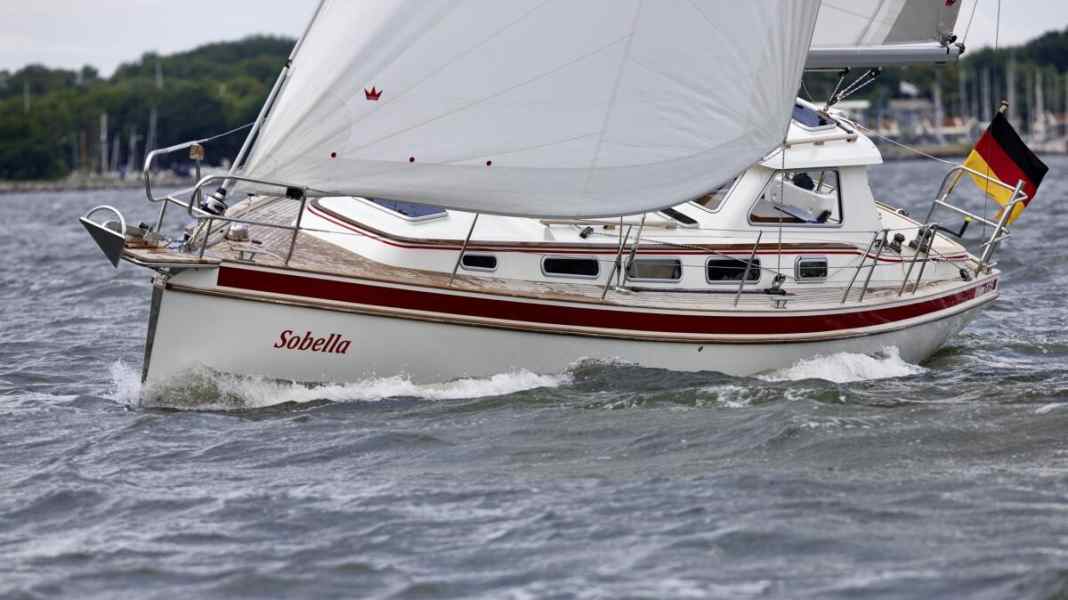Neue Fahrtenyacht: Vilm 115 mit festem Cockpitdach