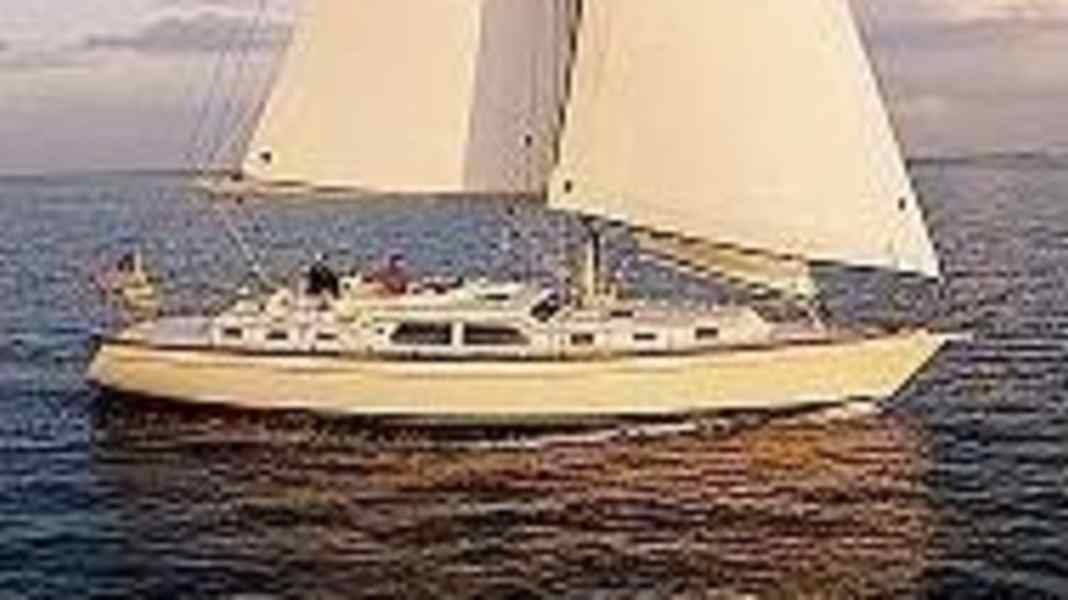 T&T - News: Island Packet on the Mediterranean