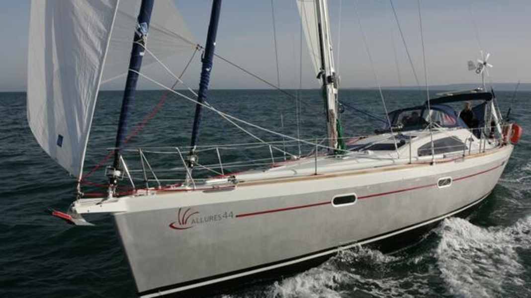 T&T - Notizie: Allures 44: uno yacht in alluminio che fa la differenza