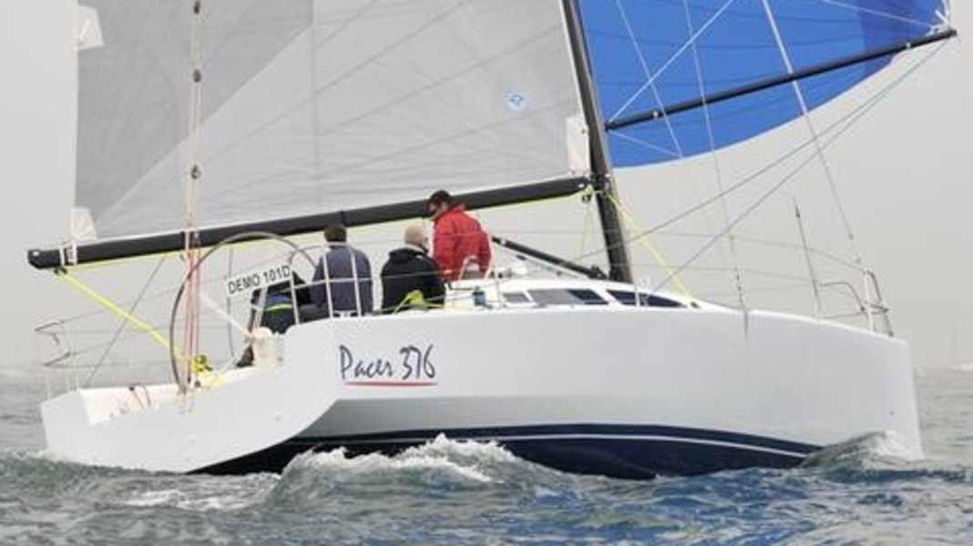 Pacer Yachts: Power and race