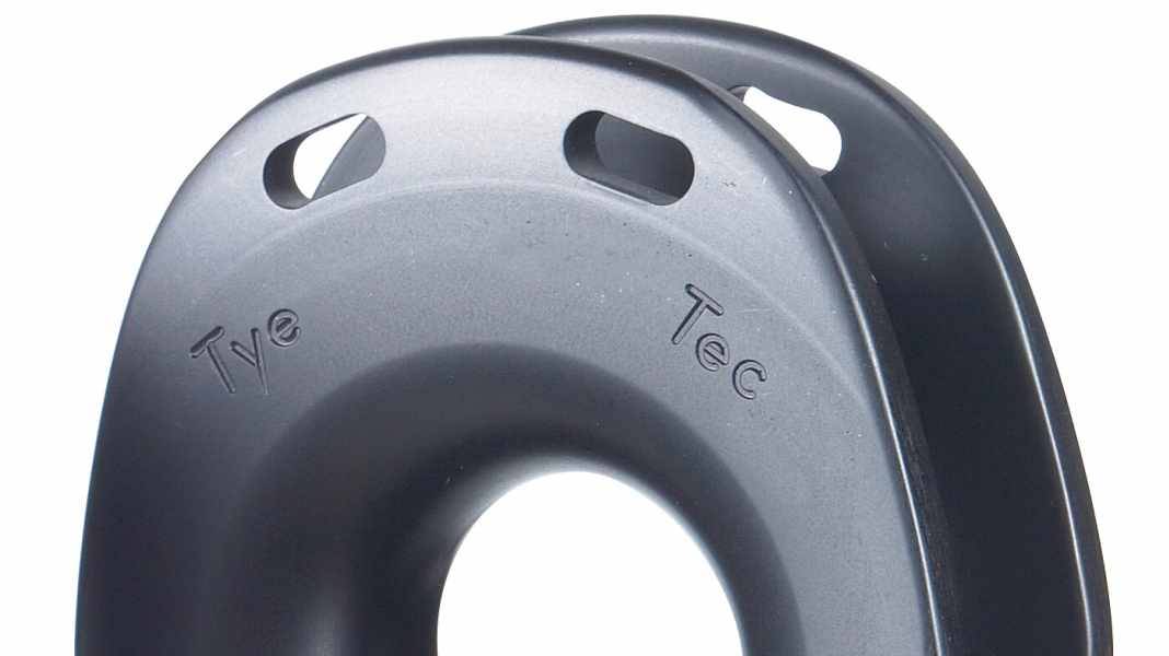 Beschläge: Tyetec NMP: Halb Kausch, halb Block