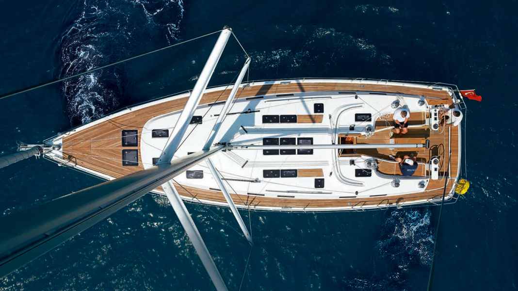Dock Control: Bavaria shows new manoeuvring aids