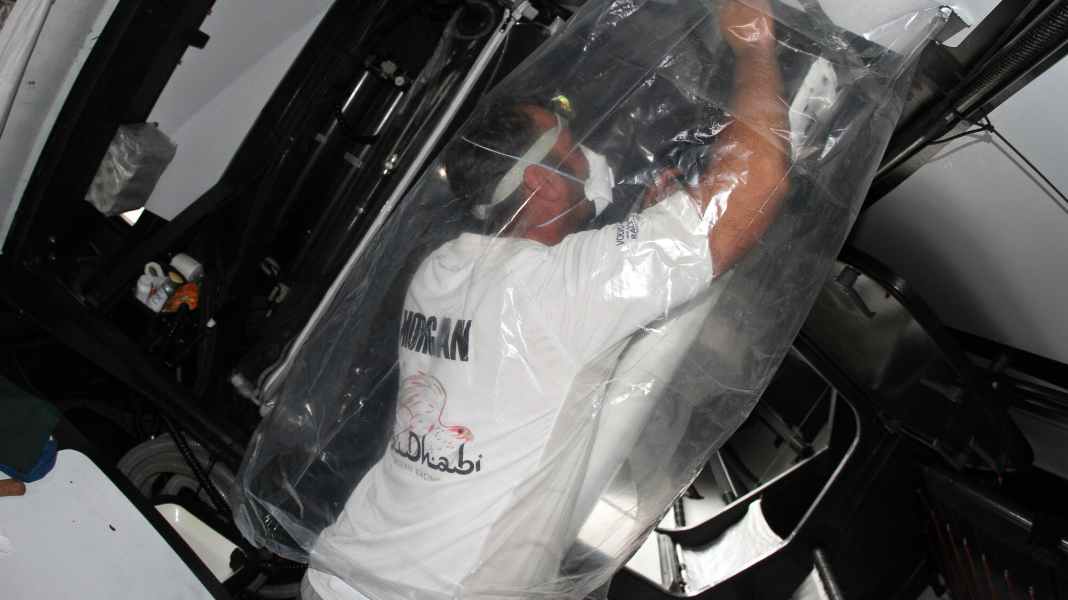 Volvo Ocean Race: Team Sanya takes "time out"