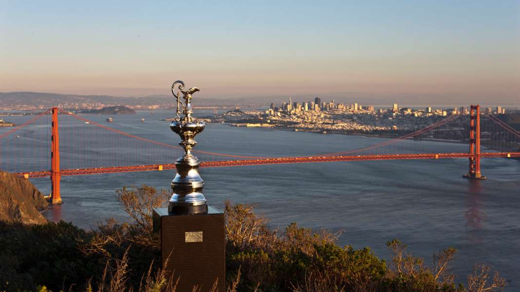America's Cup : simplement de haut en bas de la baie