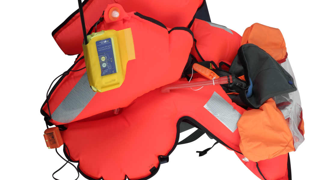 Sécurité : gilet de sauvetage avec AIS-Sart