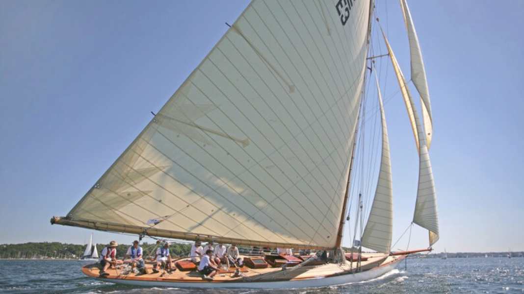 Heti" a 100 ans : belle et vieille : "Heti" a cent ans