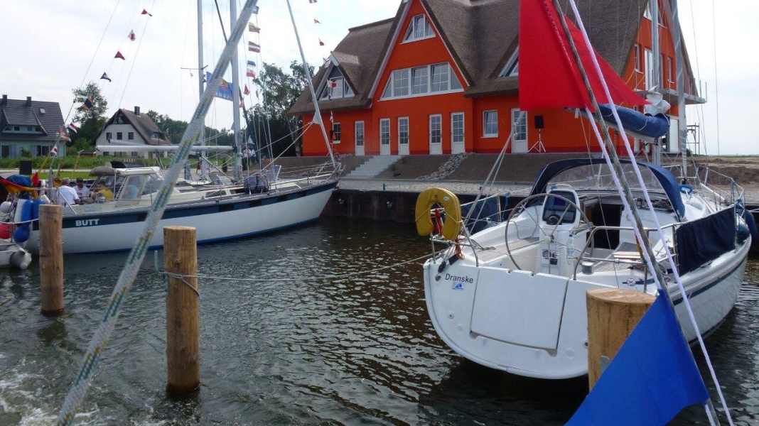 Rügen: Vieregge harbour village opens