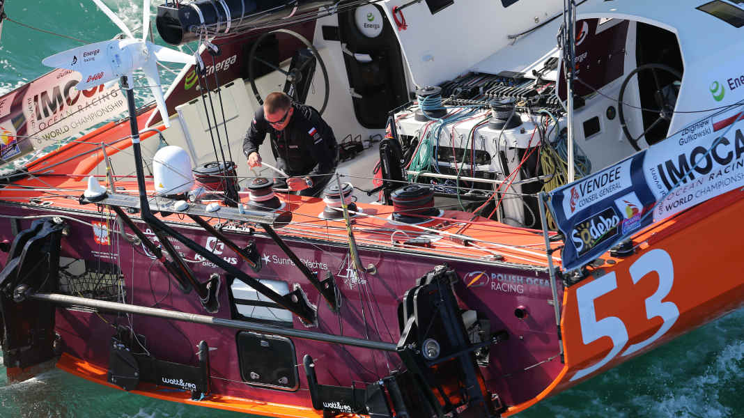 Vendée Globe: The end for the first Pole in the race