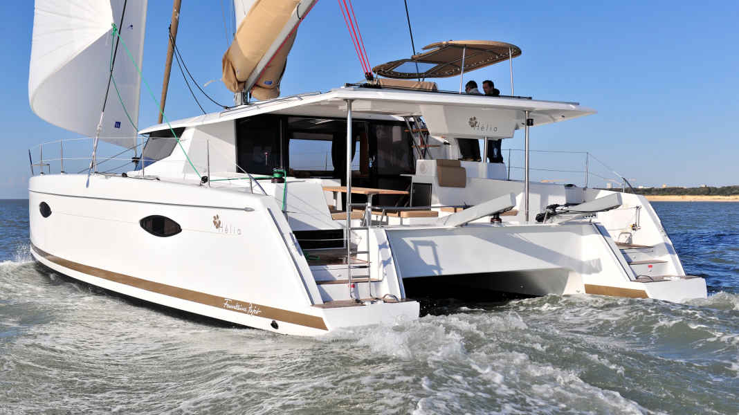 Helia 44: Segelvergnügen auf drei Ebenen