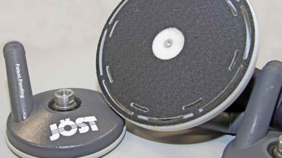 Tool: Dust-free sanding with the Flex