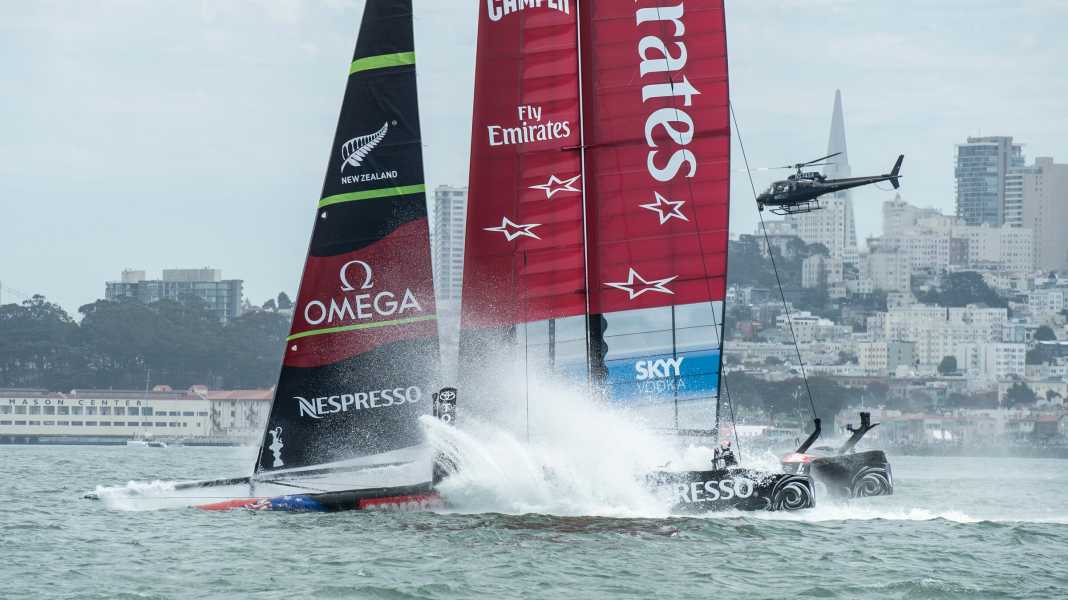 Coppa America: minuti di paura per il Team New Zealand