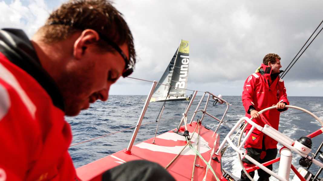Volvo Ocean Race: Of shower gloves and seaweed