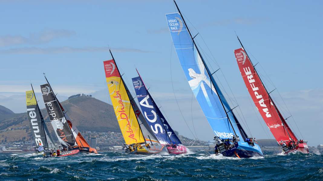 Volvo Ocean Race: attraverso il ciclone senza pirati