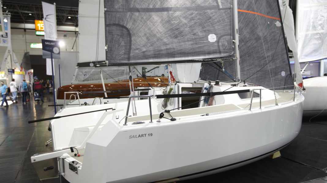 Aufgepumpt: boot-Premieren IV: Sailart 19