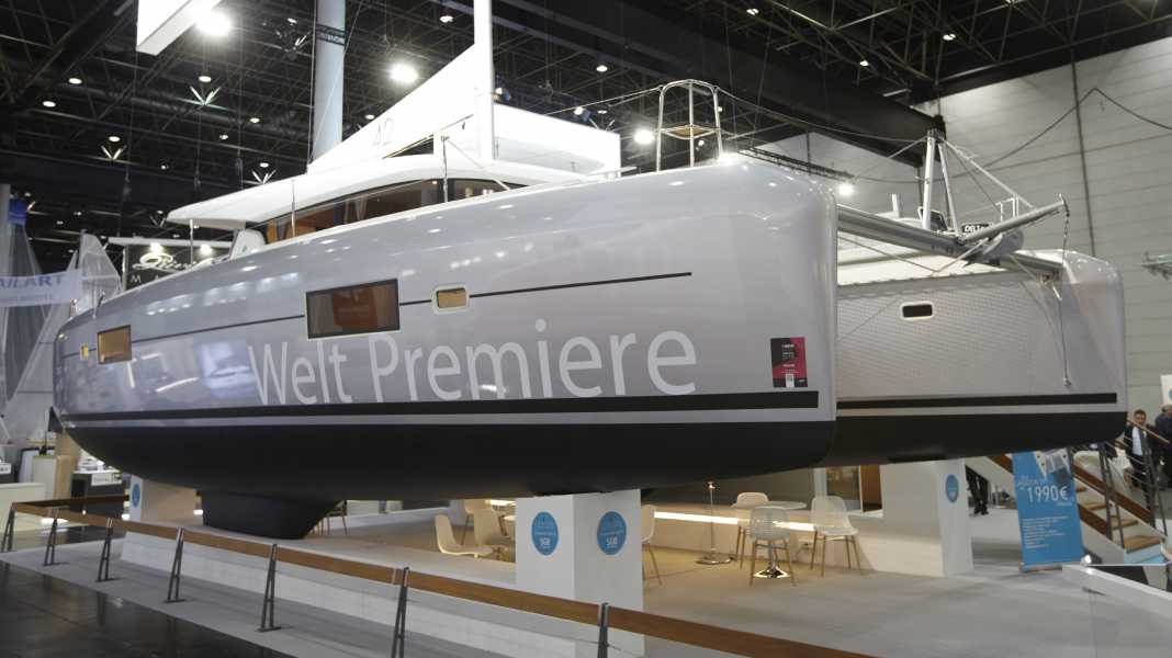 Now with sports top: boat premieres VIII: Lagoon 42