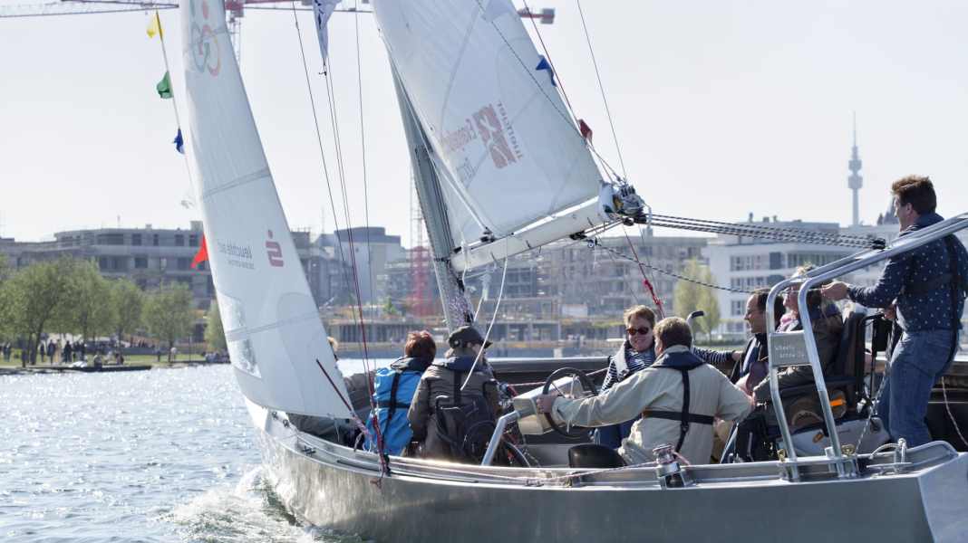 Navigare con un handicap: a bordo con una sedia a rotelle